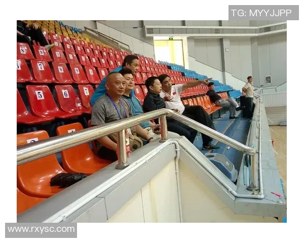 李军专访：从青涩少年到篮球传奇的心路历程回顾